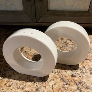 Set of Round Ceramic Salt and Pepper Shakers